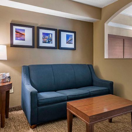 ג'קסונוויל Comfort Suites Baymeadows Near Butler Blvd מראה חיצוני תמונה