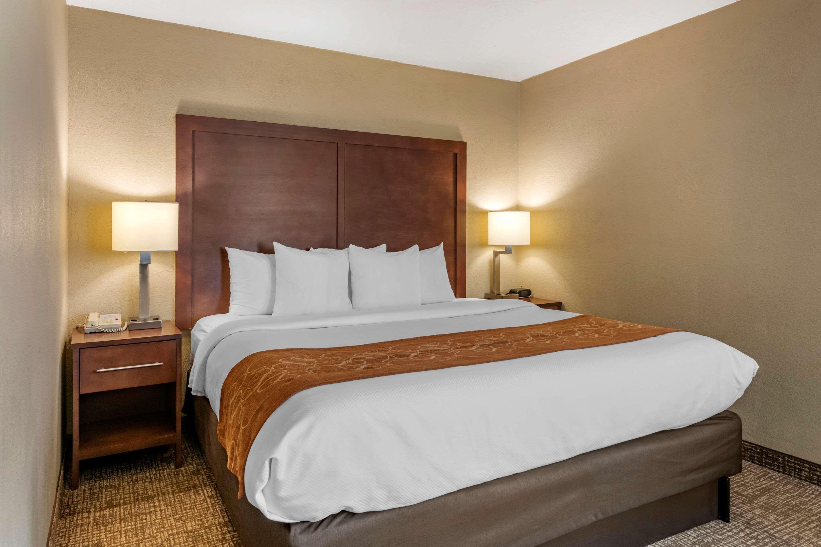 ג'קסונוויל Comfort Suites Baymeadows Near Butler Blvd מראה חיצוני תמונה