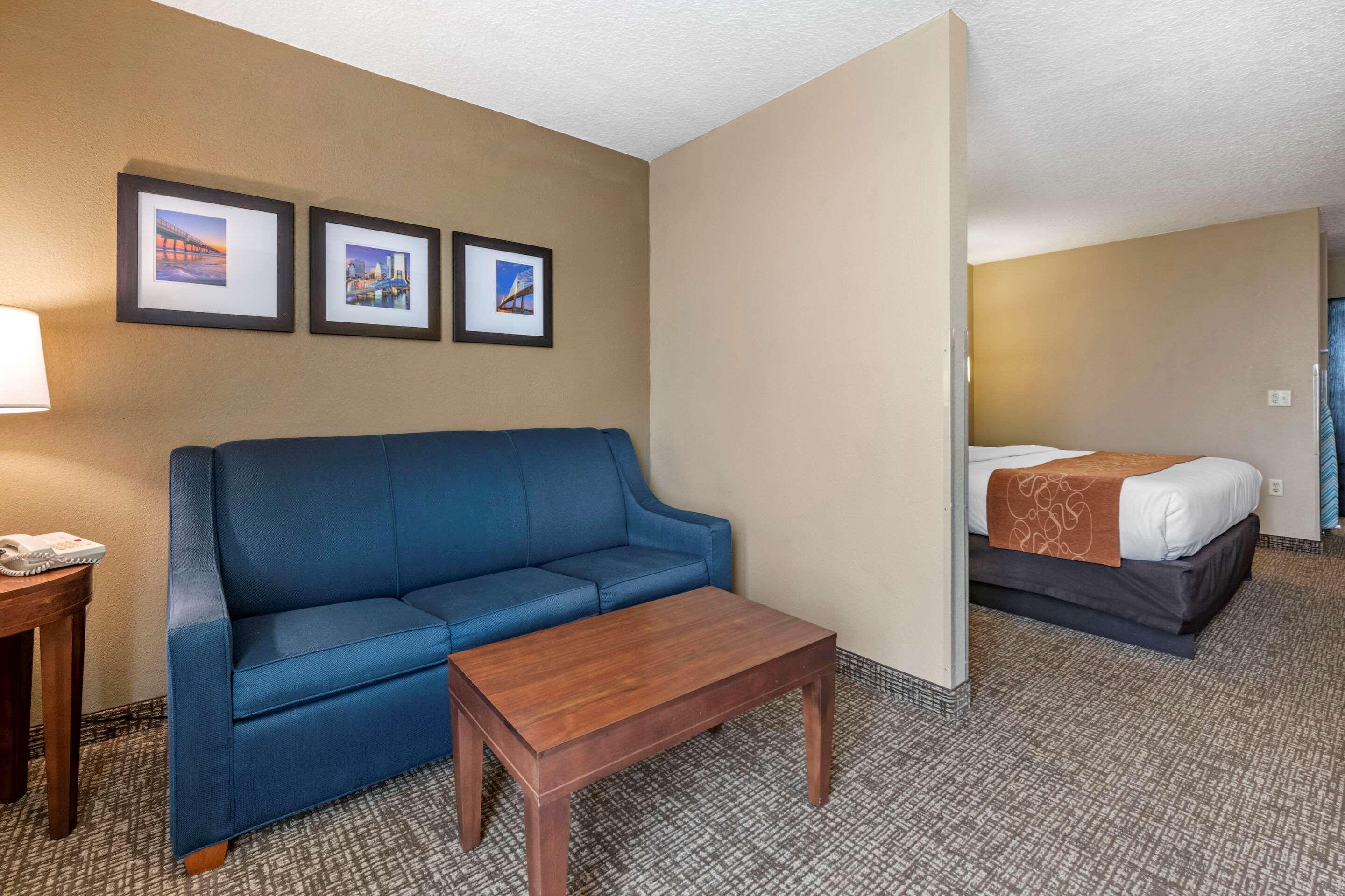 ג'קסונוויל Comfort Suites Baymeadows Near Butler Blvd מראה חיצוני תמונה