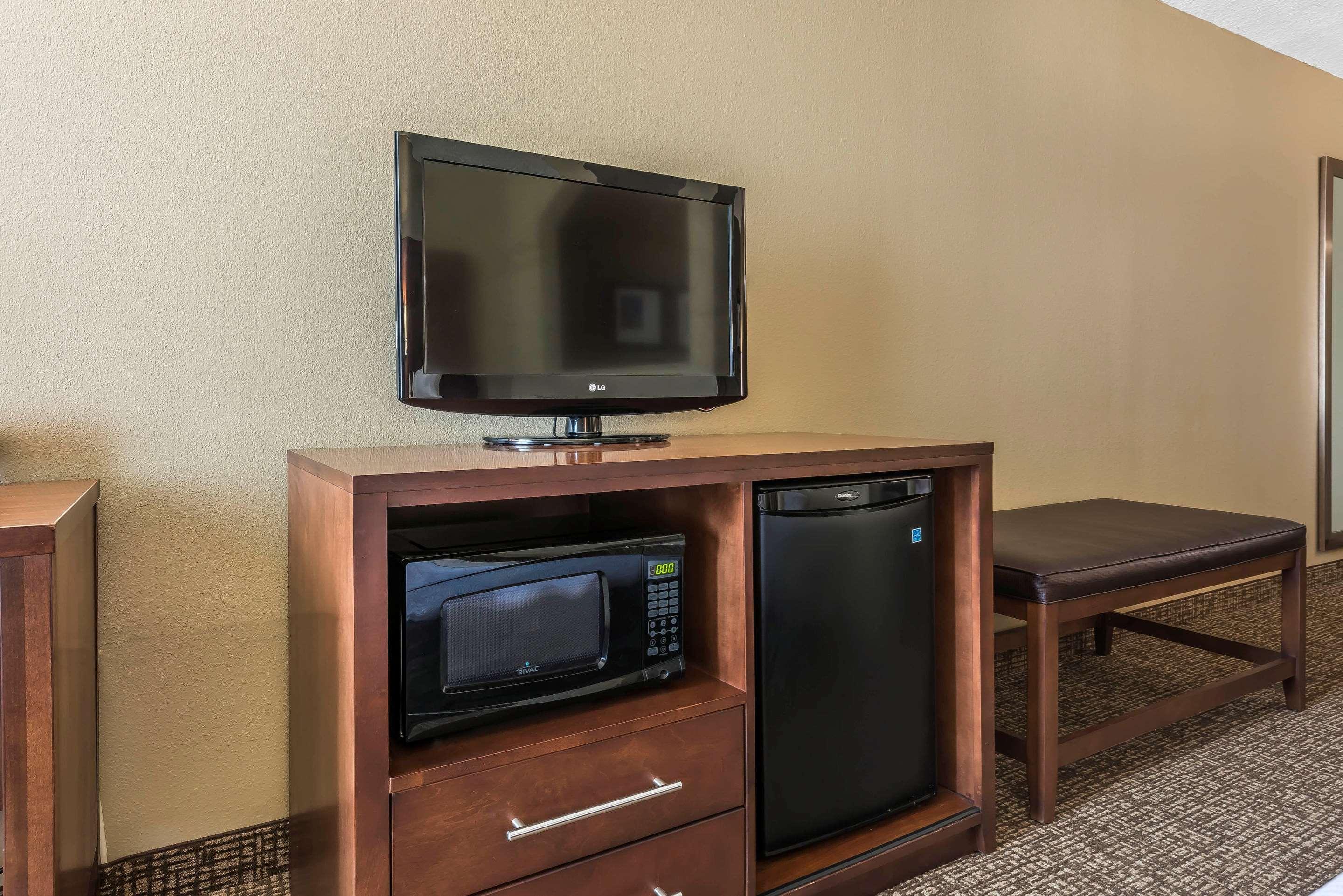 ג'קסונוויל Comfort Suites Baymeadows Near Butler Blvd מראה חיצוני תמונה