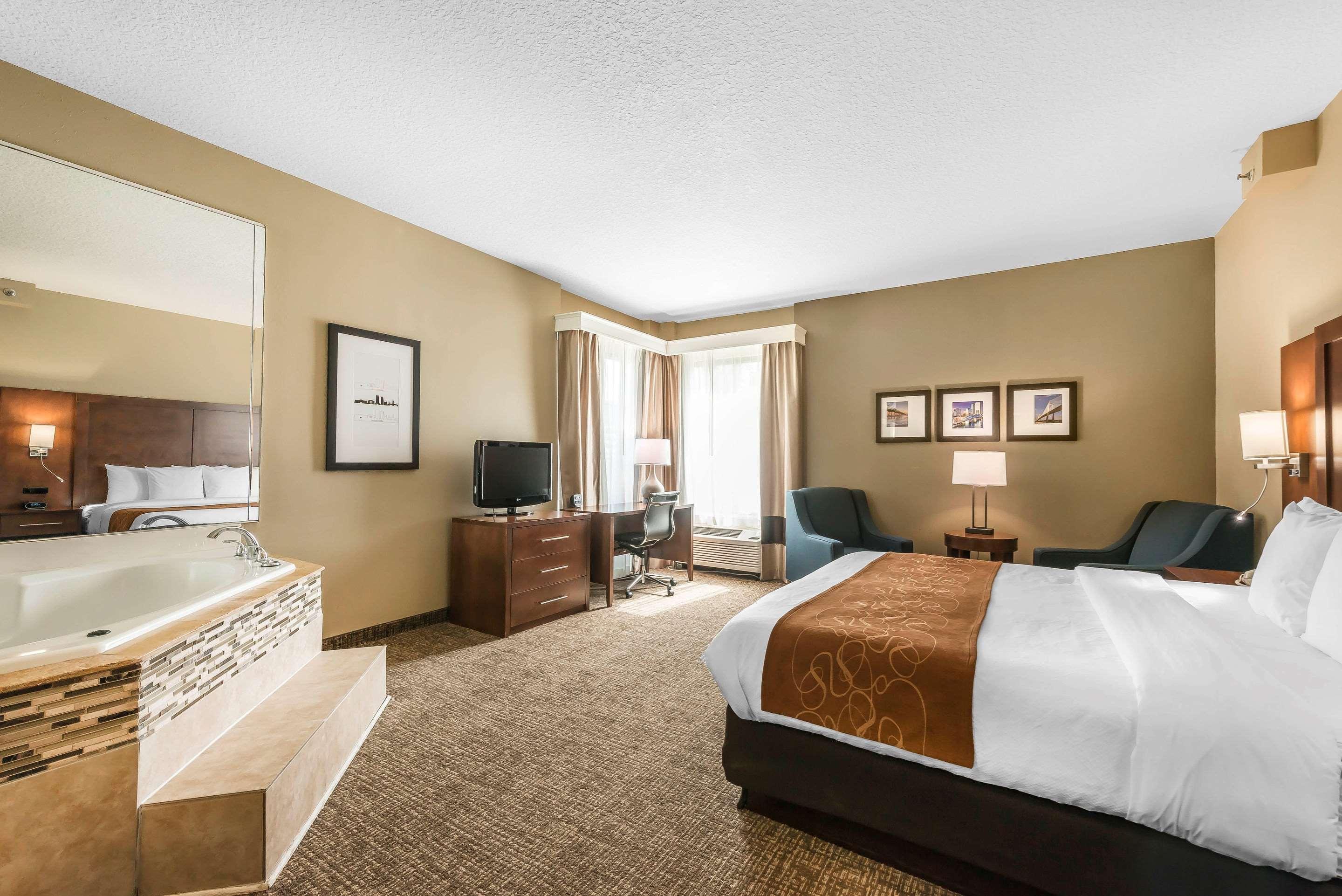 ג'קסונוויל Comfort Suites Baymeadows Near Butler Blvd מראה חיצוני תמונה